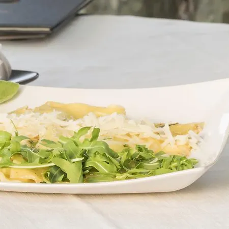 Hotel Crotto Del Misto Lezzeno