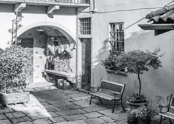 Hotel Crotto Del Misto Lezzeno